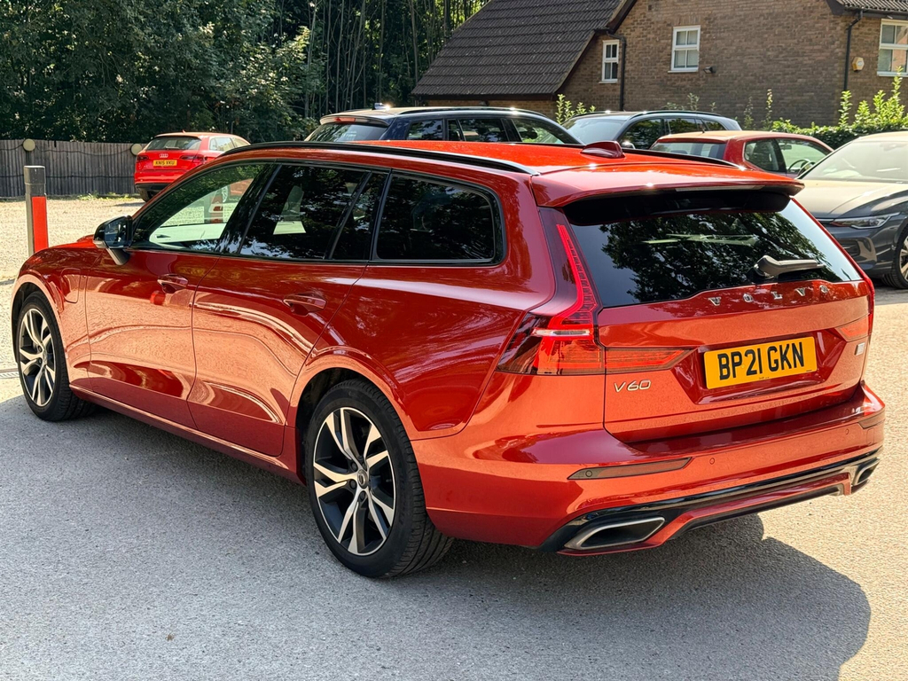 Volvo V60 2.0H T6 Recharge 11.6Kwh R-design Awd Euro 6  #5