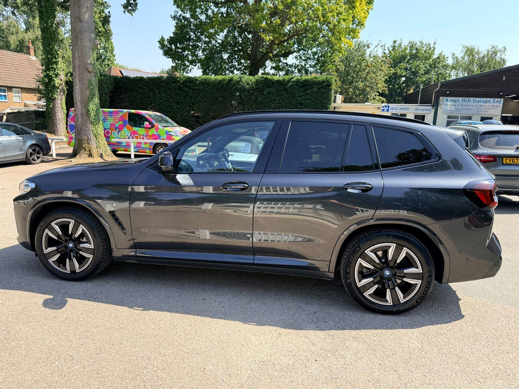 BMW iX3 80Kwh M Sport #4