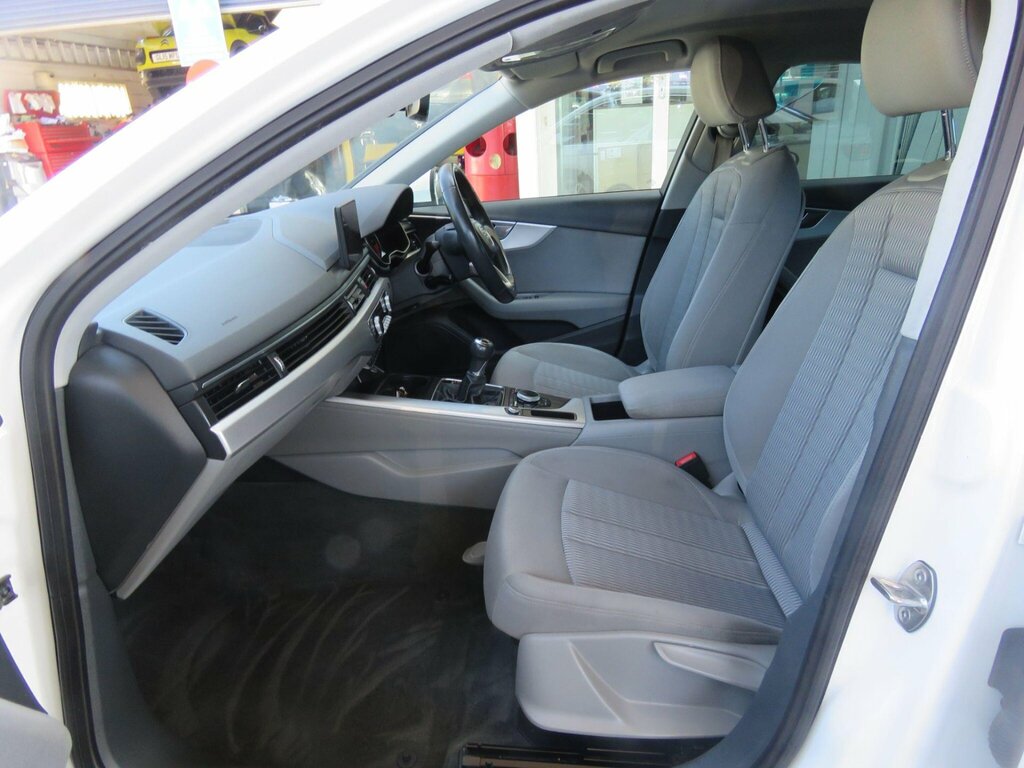 Audi A4 Saloon 1.4 Tfsi Sport Euro 6 Ss 201616 Black #7