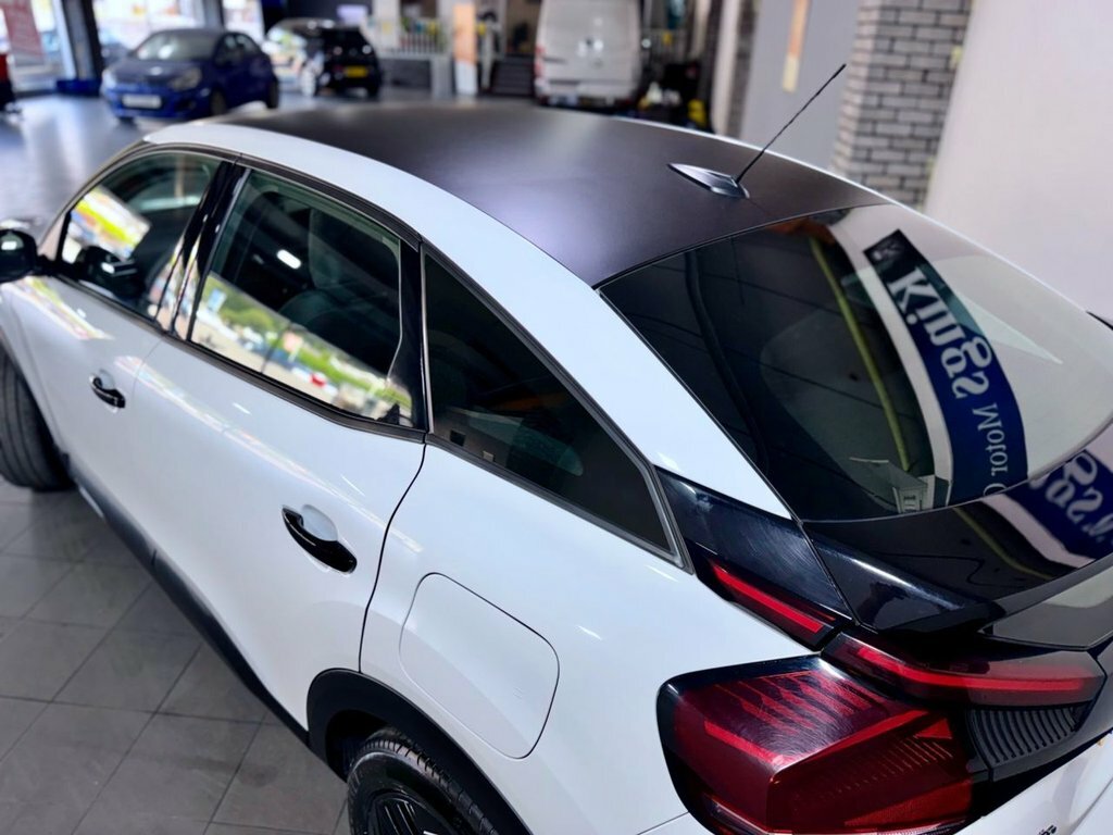 Citroen C4 1.2L Sense Black #4