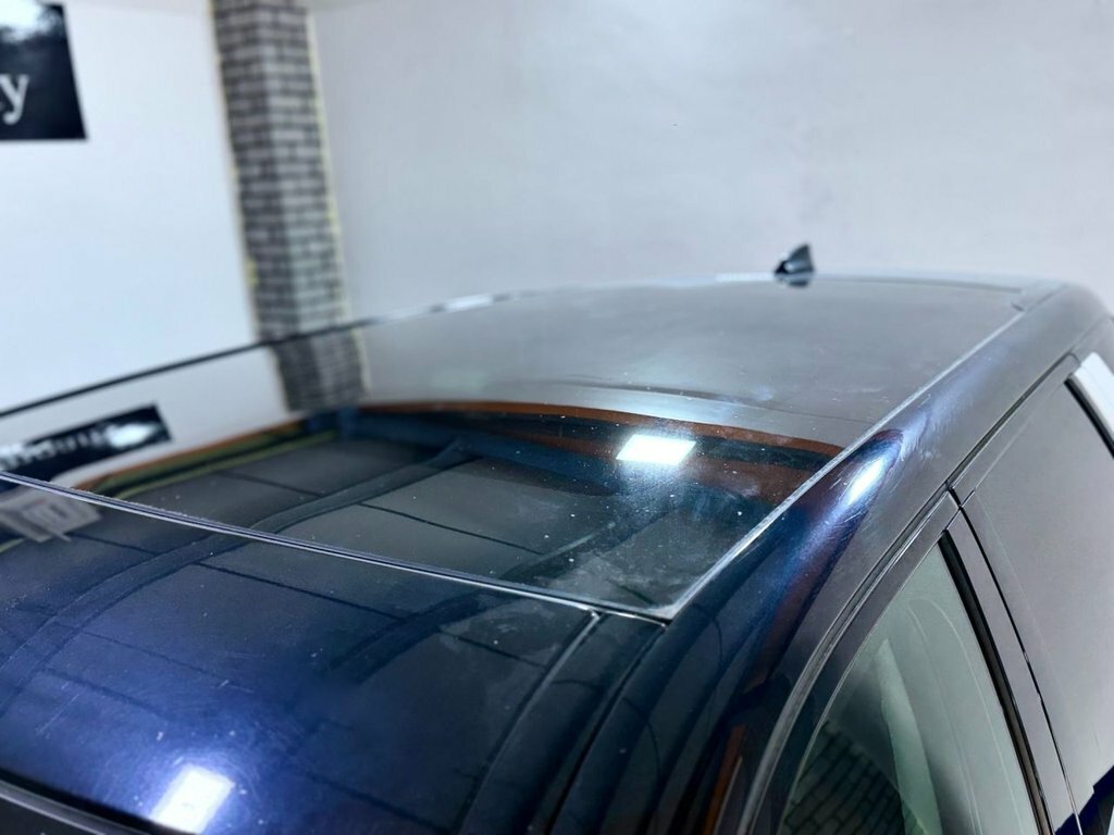Land Rover Discovery Sport 2L Hse Black Black #4