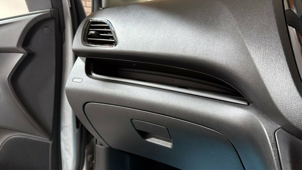 Vauxhall Viva 1.0I Se Euro 6 Ac Black #23