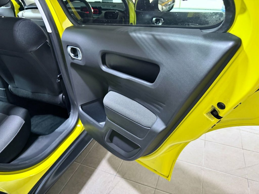 Citroen C4 Cactus 1.6 Bluehdi Feel Hatchback Euro White #46