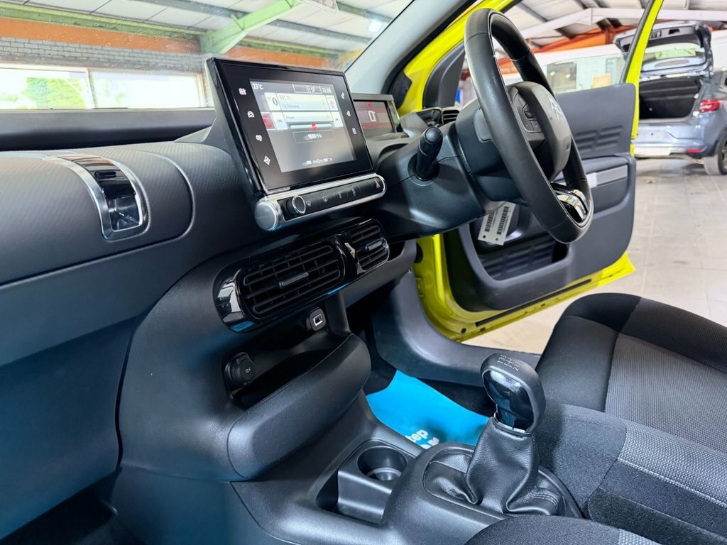 Citroen C4 Cactus 1.6 Bluehdi Feel Hatchback Euro White #60