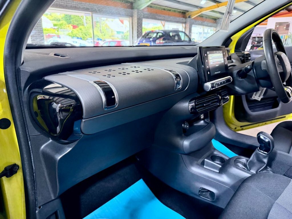 Citroen C4 Cactus 1.6 Bluehdi Feel Hatchback Euro White #58