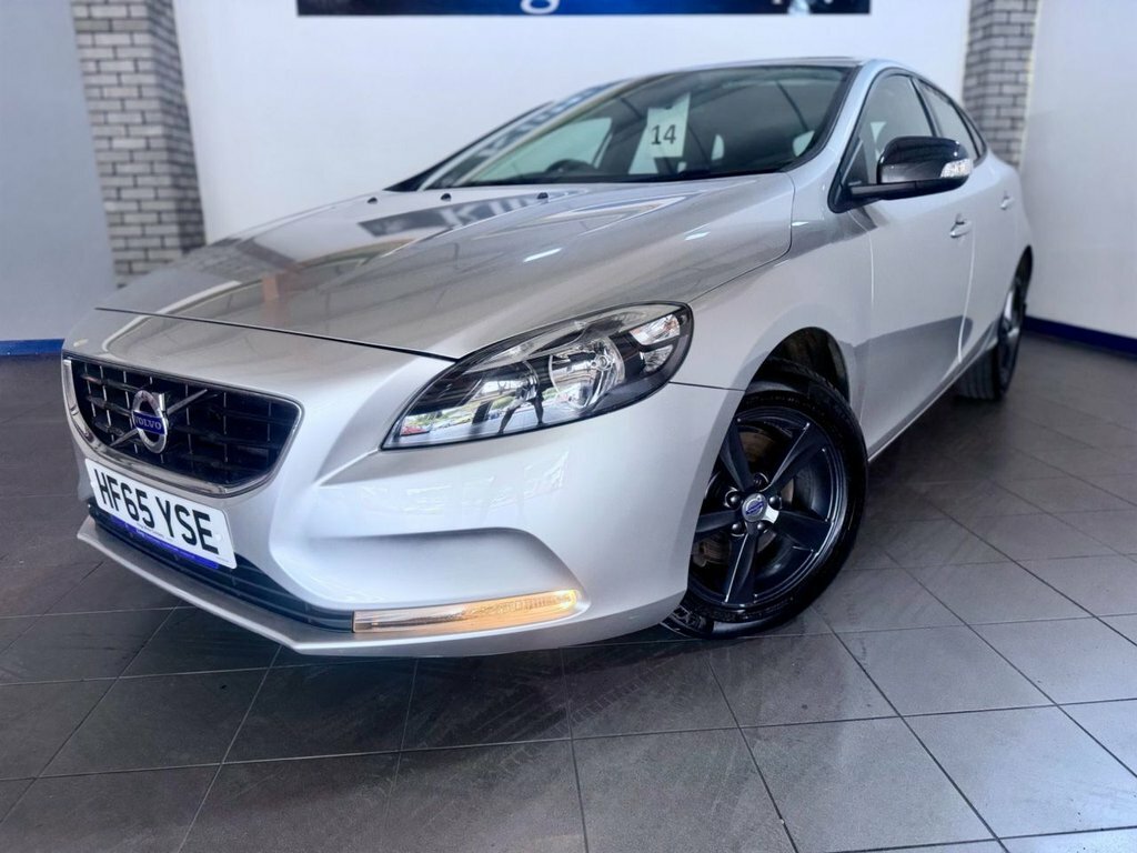 Volvo V40 2L Es Silver #3