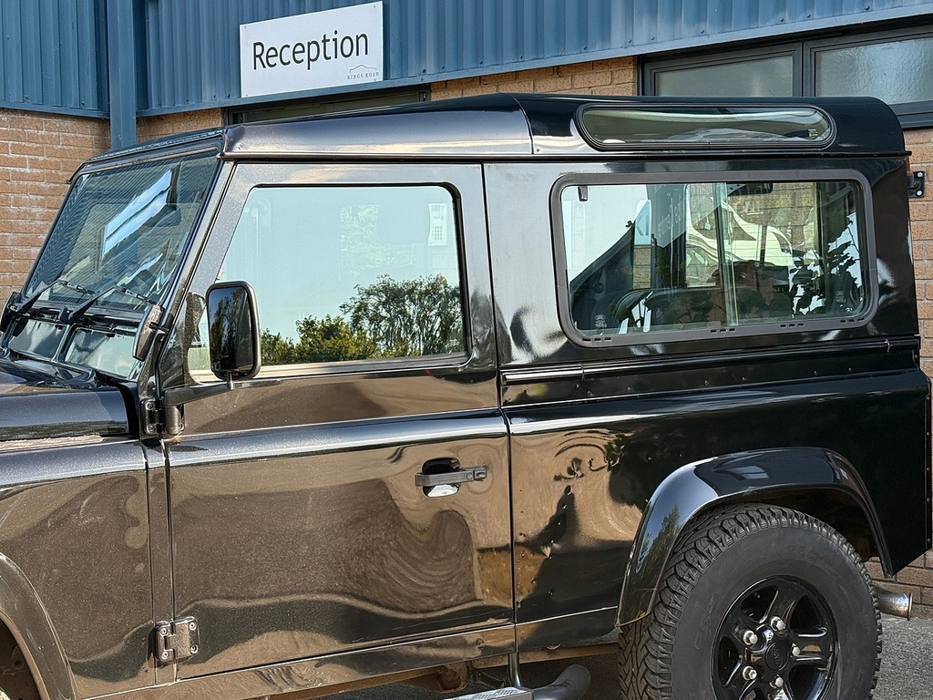 Land Rover Defender 90 2.4 90 Td Hard Top 121 Bhp Green #12