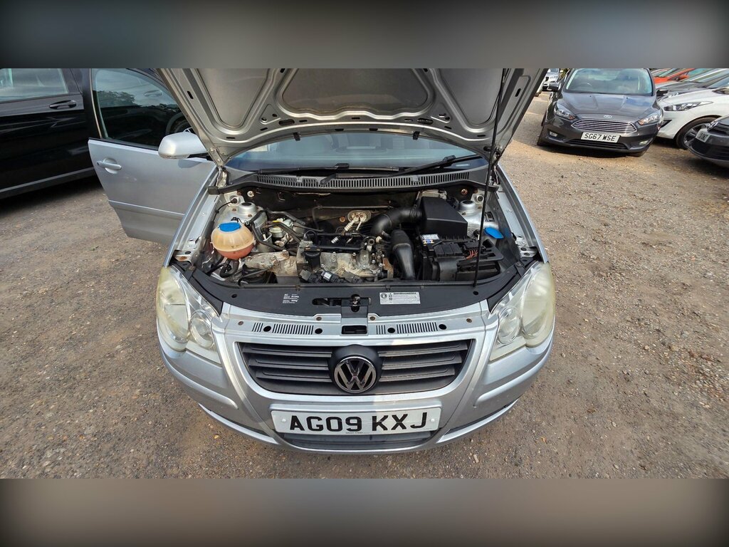 Volkswagen Polo Match 1.4 5-Door Silver #46