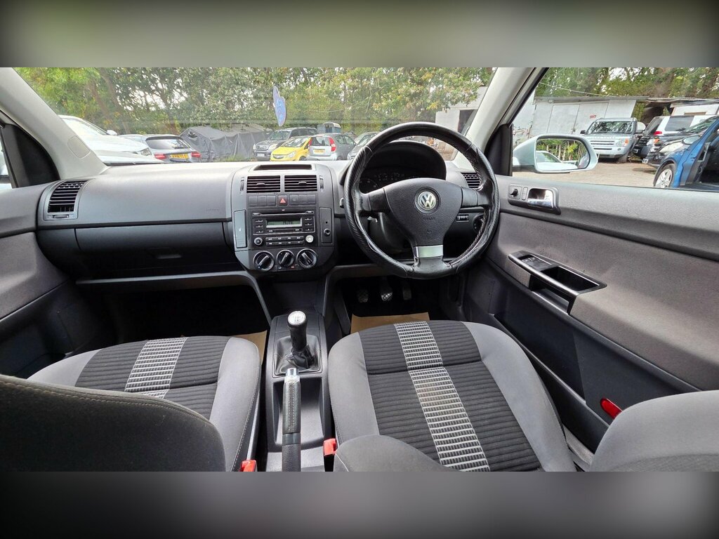 Volkswagen Polo Match 1.4 5-Door Silver #31