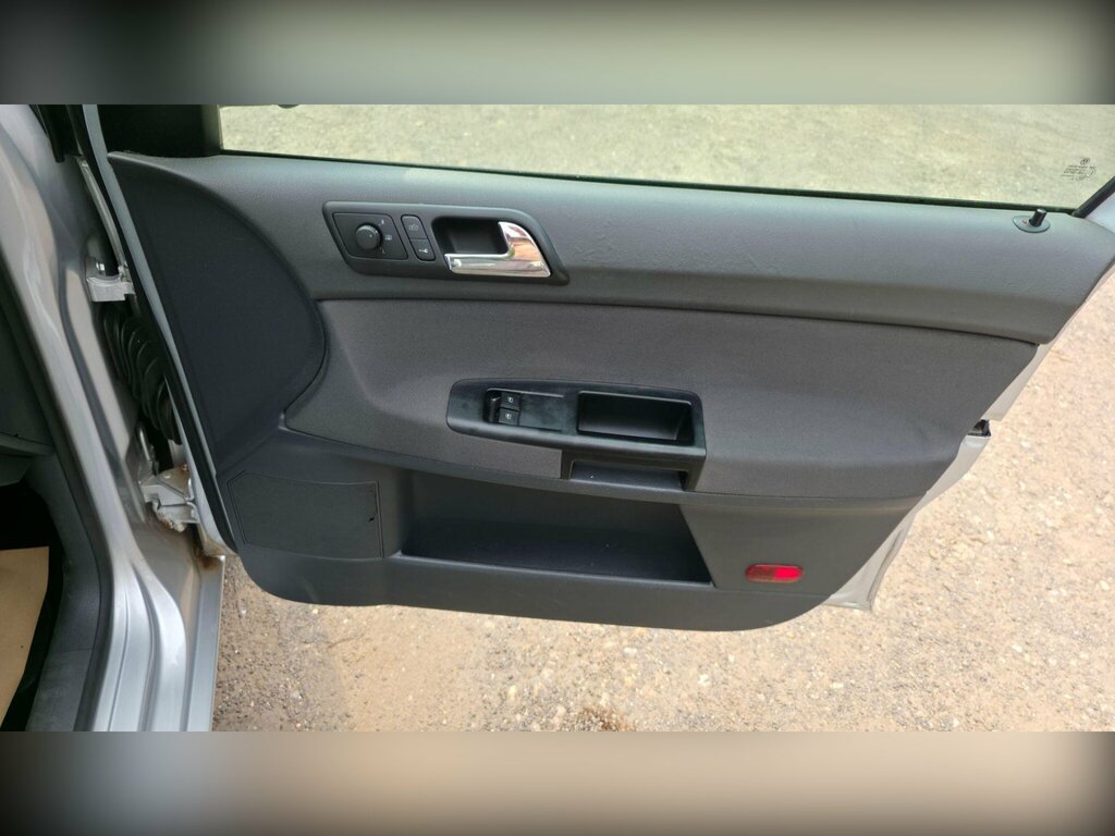 Volkswagen Polo Match 1.4 5-Door Silver #45