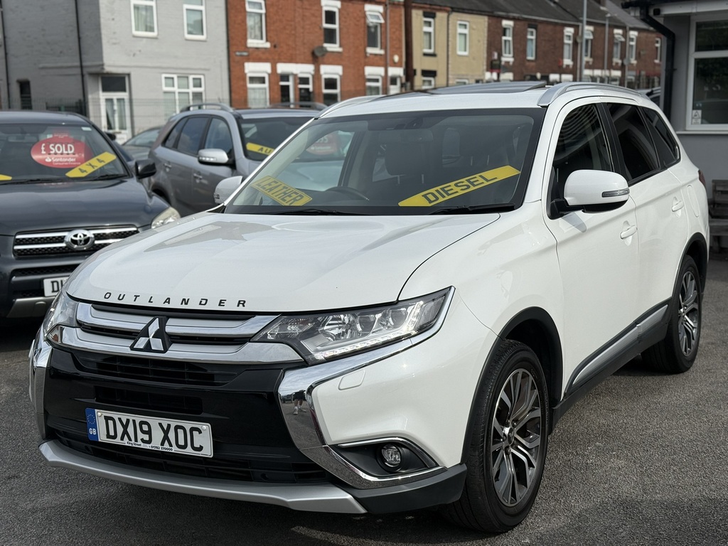 Mitsubishi Outlander 4 4Wd 2019 19 Reg White #3
