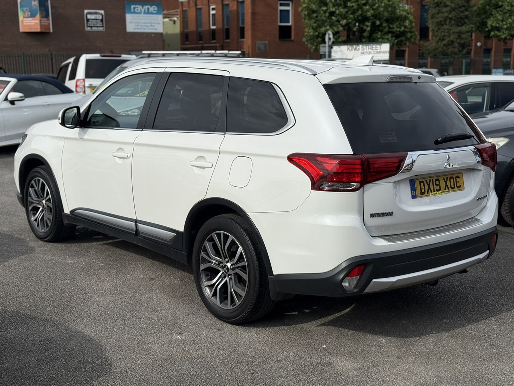 Mitsubishi Outlander 4 4Wd 2019 19 Reg White #5
