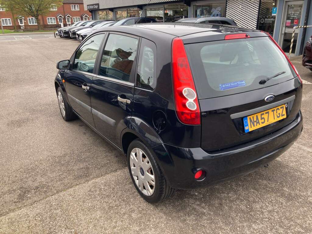 Ford Fiesta 1.0 Ecoboost Hybrid Mhev 125 Titanium X Blue #3