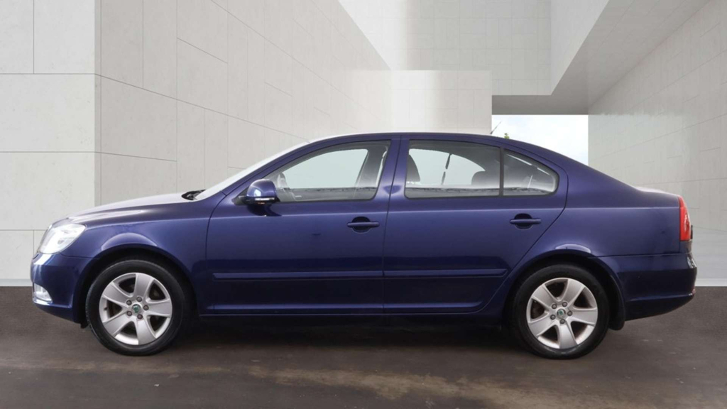 Skoda Octavia Elegance Tdi Cr #6