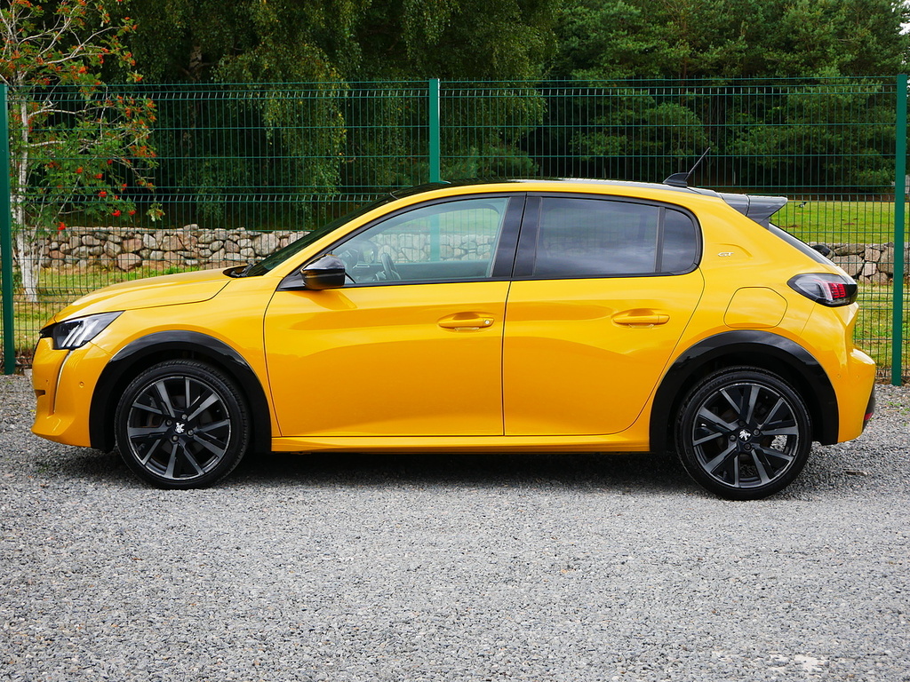 Peugeot 208 1.2 Puretech Gt Premium Hatchback U3391 Ulez NV71FXM Yellow #6