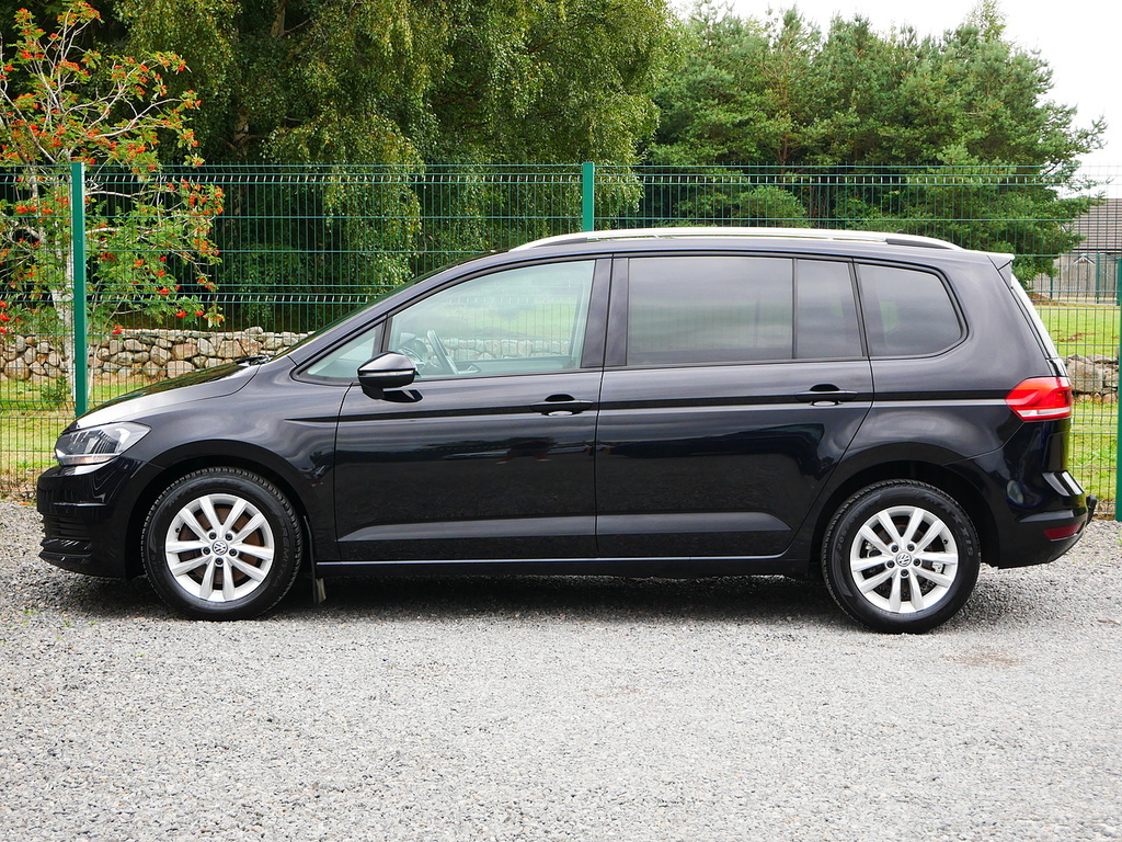 Volkswagen Touran 1.6 Tdi Bluemotion Tech Se Family Mpv U3395 Ulez B2RKG Black #6