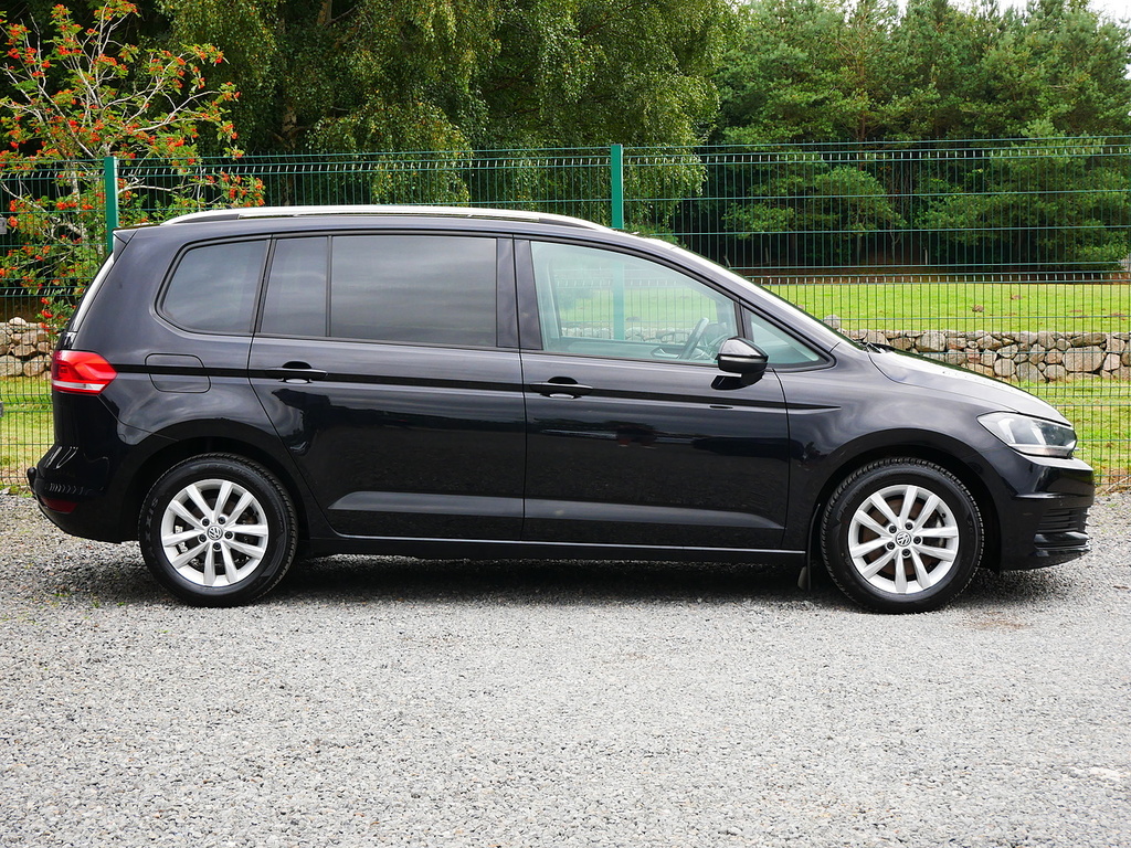 Volkswagen Touran 1.6 Tdi Bluemotion Tech Se Family Mpv U3395 Ulez B2RKG Black #5