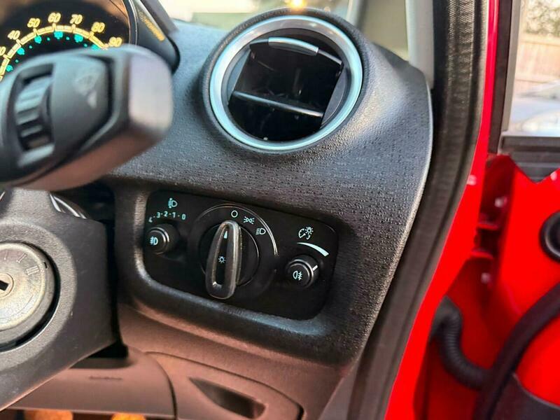Ford Fiesta 1.0T Ecoboost Titanium Euro 5 Ss Black #31