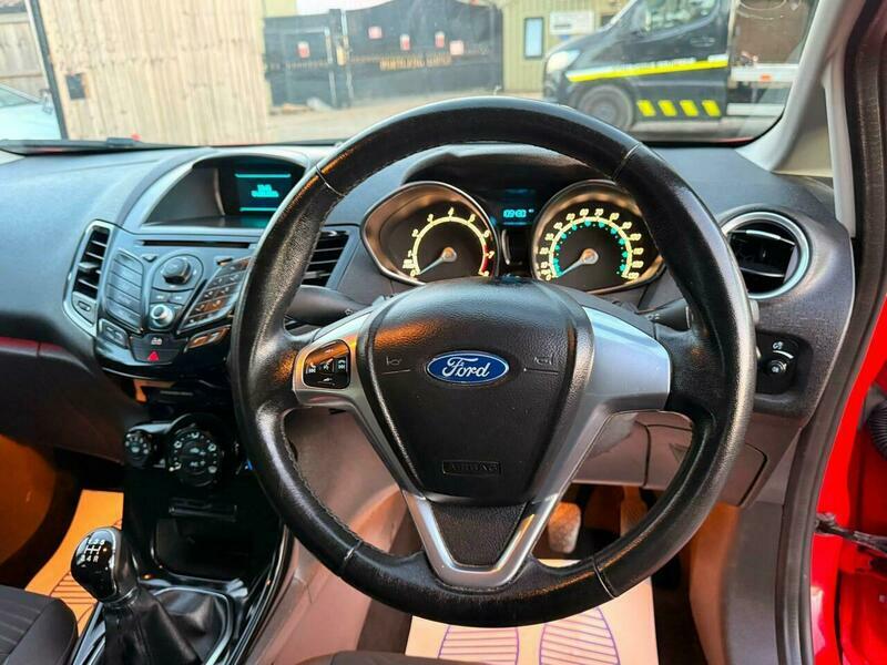 Ford Fiesta 1.0T Ecoboost Titanium Euro 5 Ss Black #34