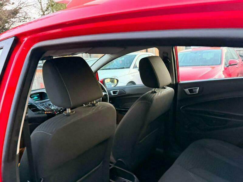 Ford Fiesta 1.0T Ecoboost Titanium Euro 5 Ss Black #42