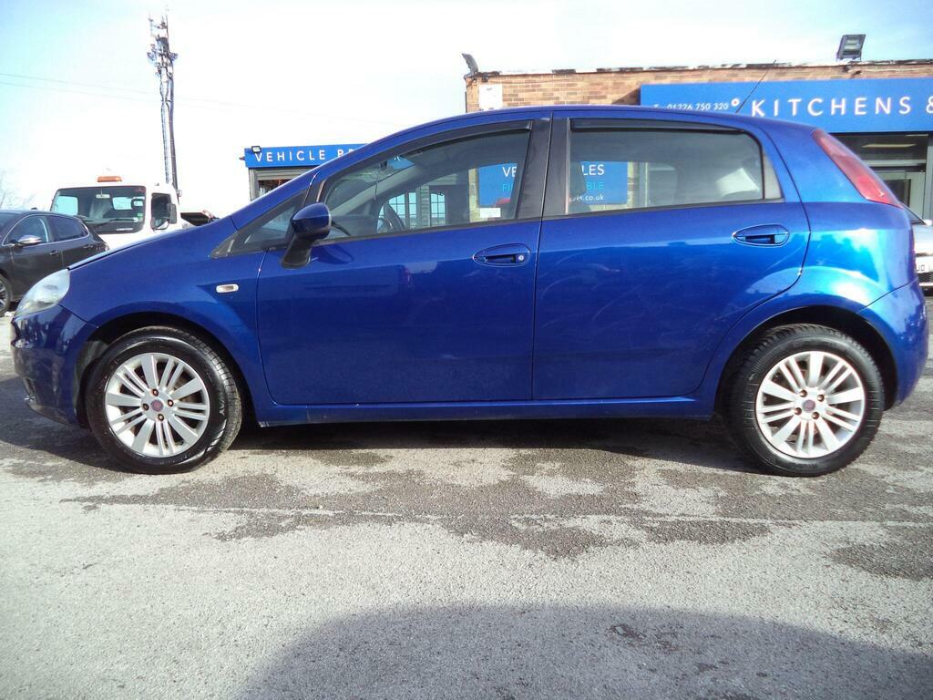 Fiat Grande Punto 1.2 Active Red #12