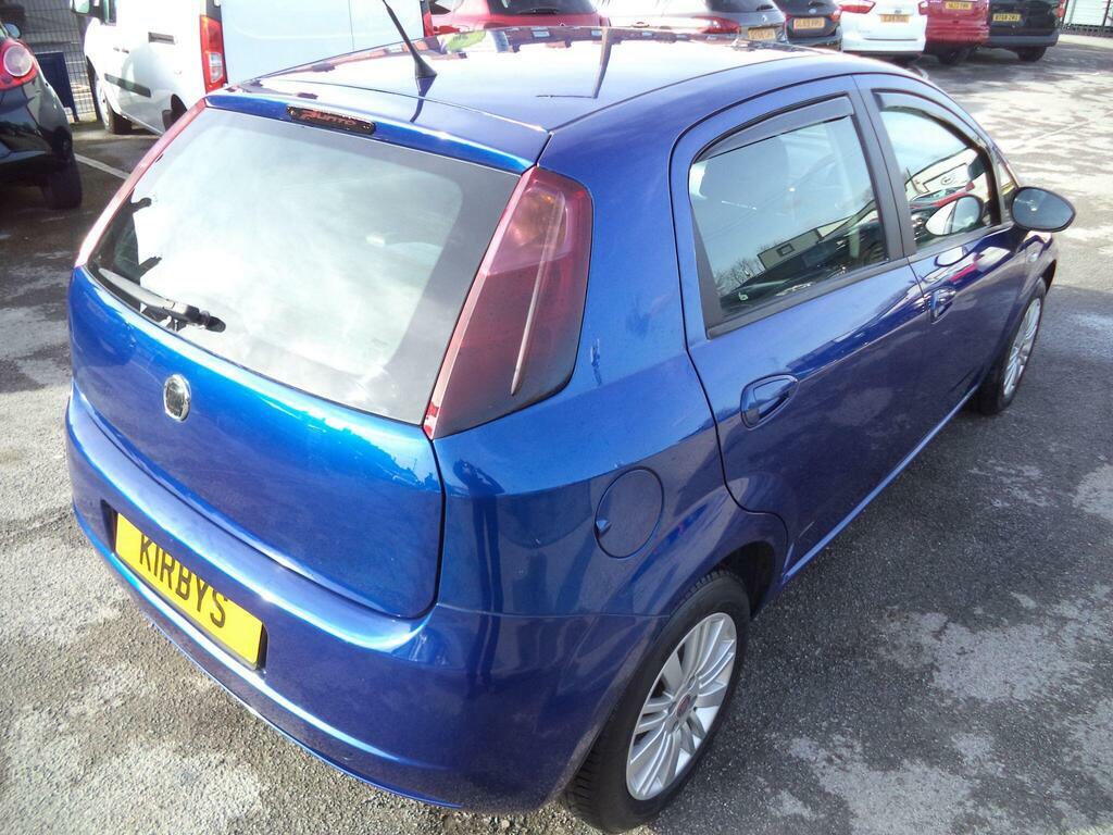 Fiat Grande Punto 1.2 Active Red #7