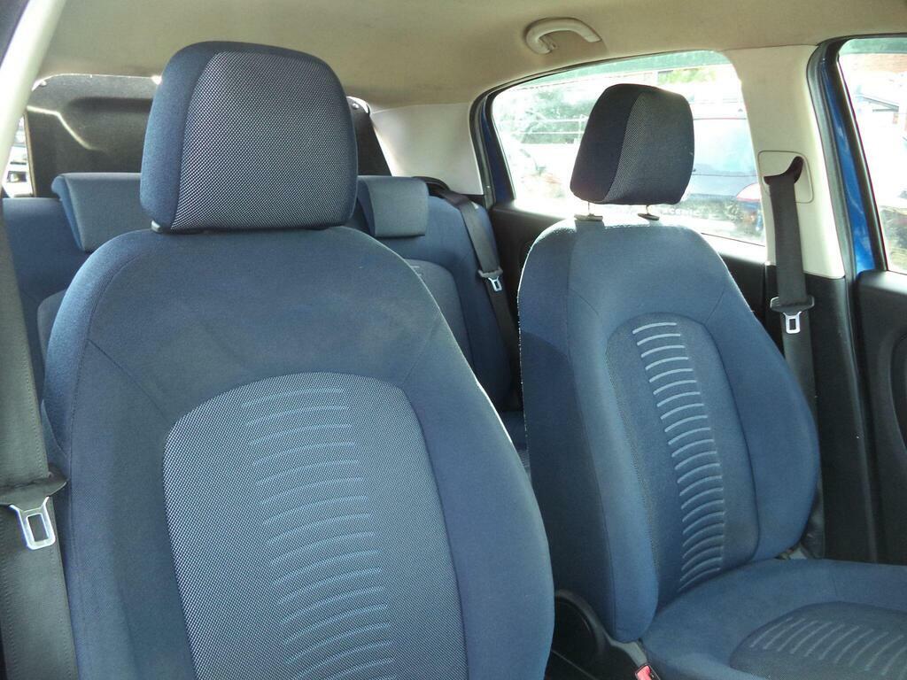 Fiat Grande Punto 1.2 Active Red #29