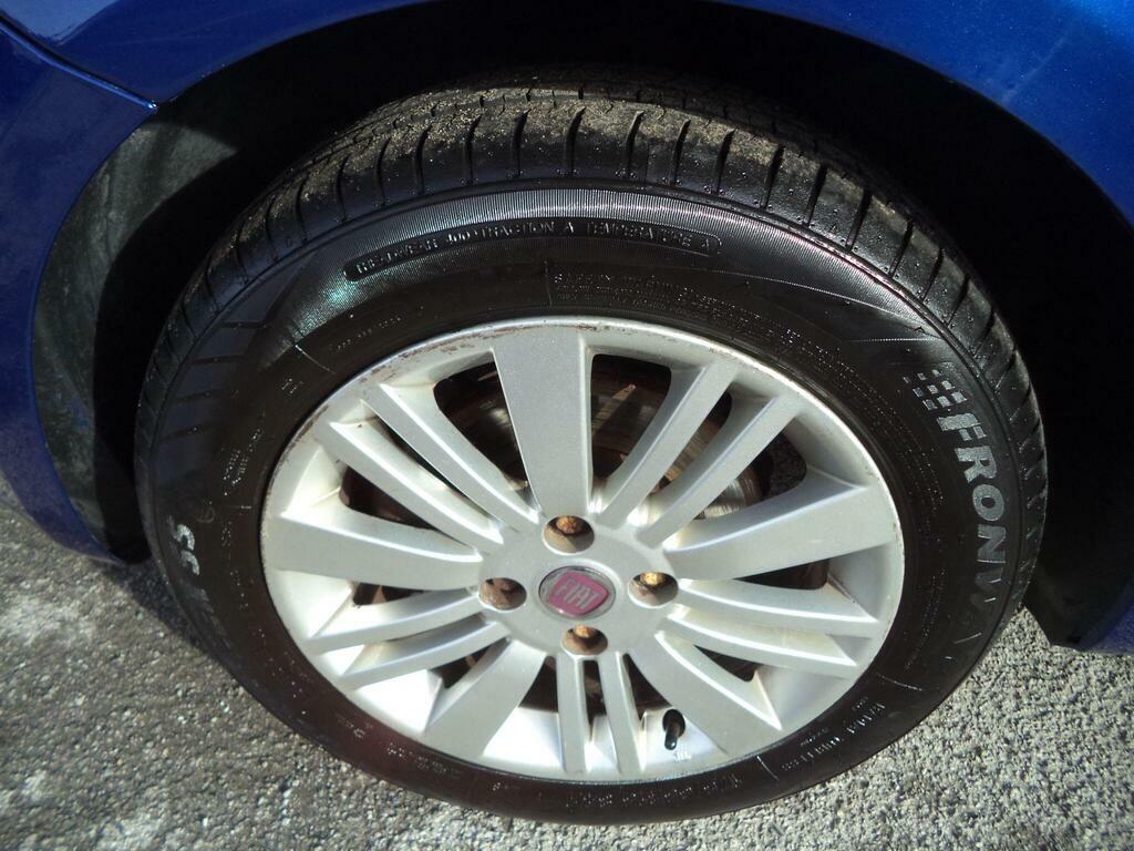 Fiat Grande Punto 1.2 Active Red #20
