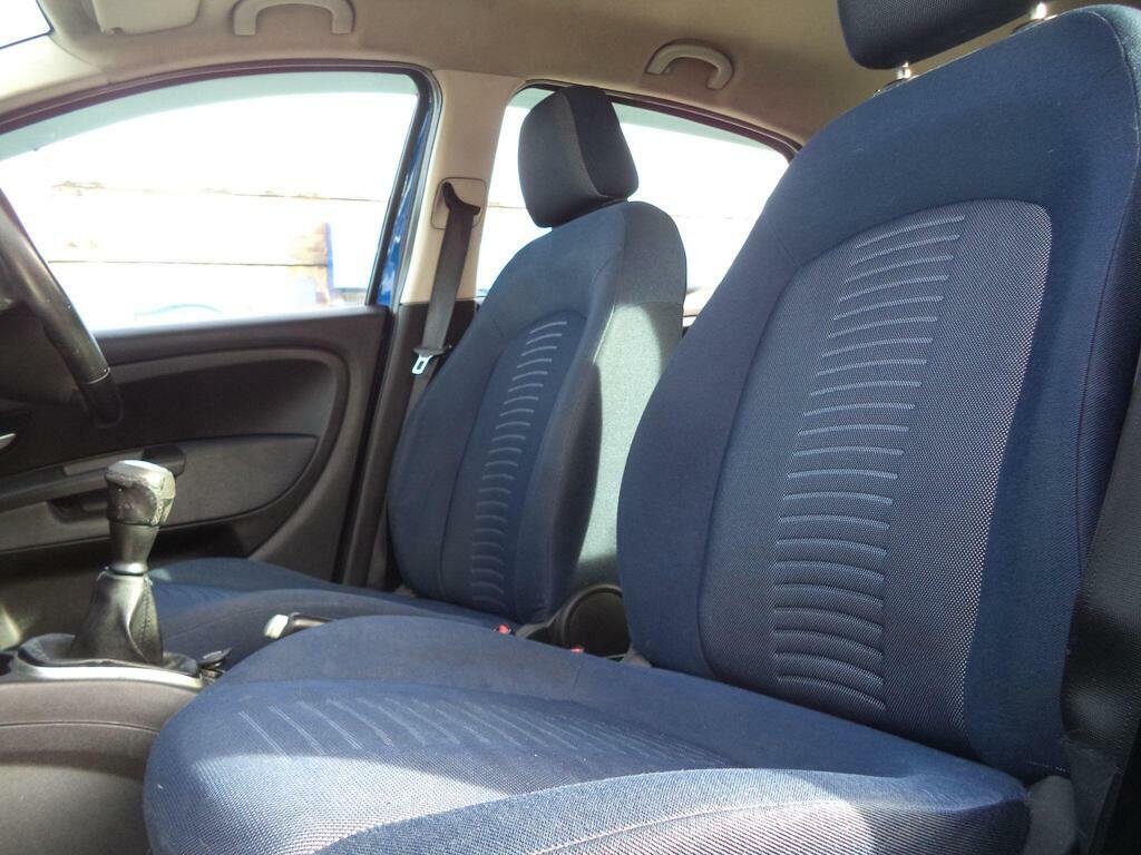 Fiat Grande Punto 1.2 Active Red #31