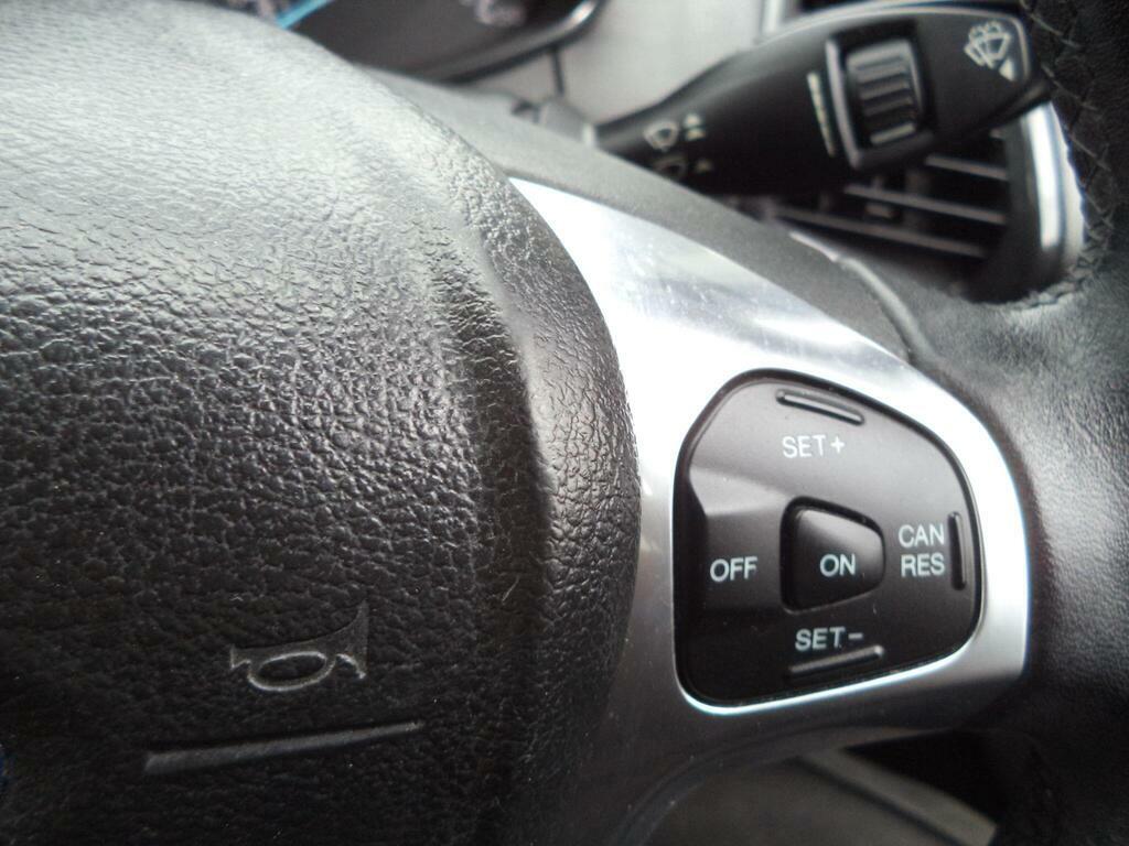 Ford Ecosport Ford Ecosport 1.0 Ecosport Zetec T Silver #42