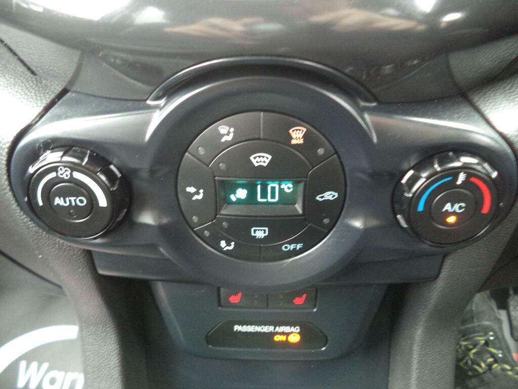 Ford Ecosport Ford Ecosport 1.0 Ecosport Zetec T Silver #46