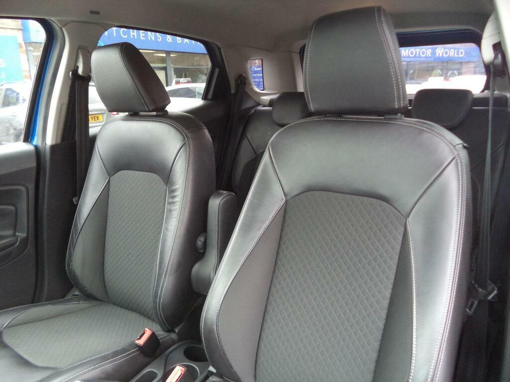 Ford Ecosport Ford Ecosport 1.0 Ecosport Zetec T Silver #32