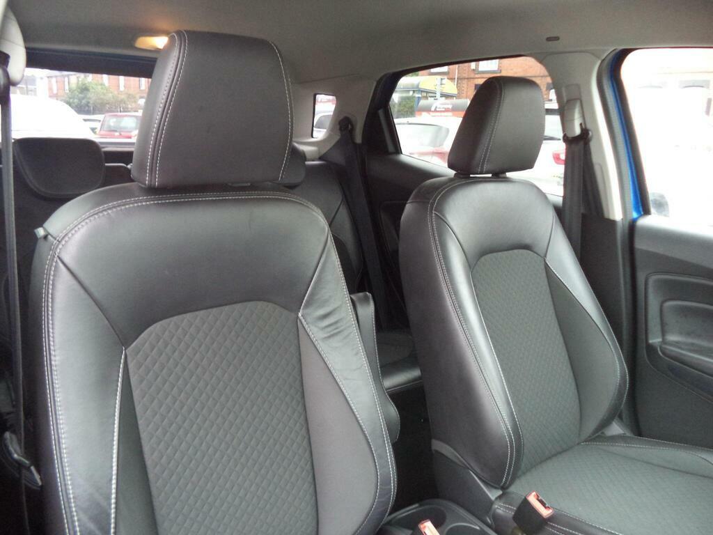 Ford Ecosport Ford Ecosport 1.0 Ecosport Zetec T Silver #29