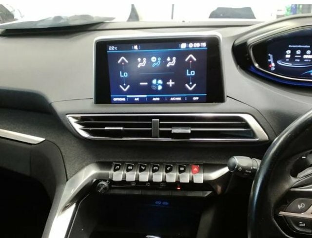 Peugeot 5008 1.2 Puretech Allure Suv Eat Euro 6 S S White #5