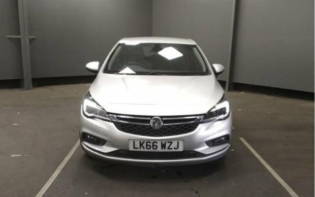 Vauxhall Astra 1.4I Turbo Elite Nav Hatchback E Silver #2