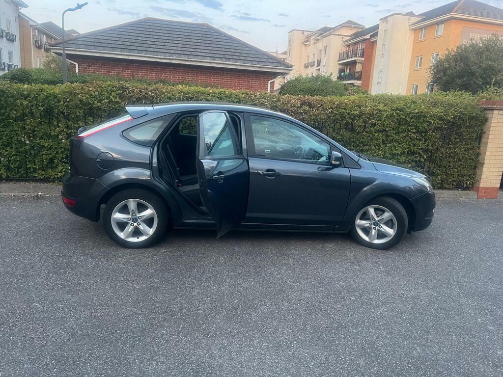 Ford Focus 1.6 Zetec Hatchback 161 Gkm, 9 Black #59