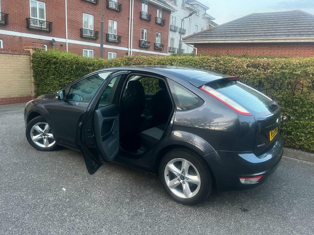 Ford Focus 1.6 Zetec Hatchback 161 Gkm, 9 Black #62