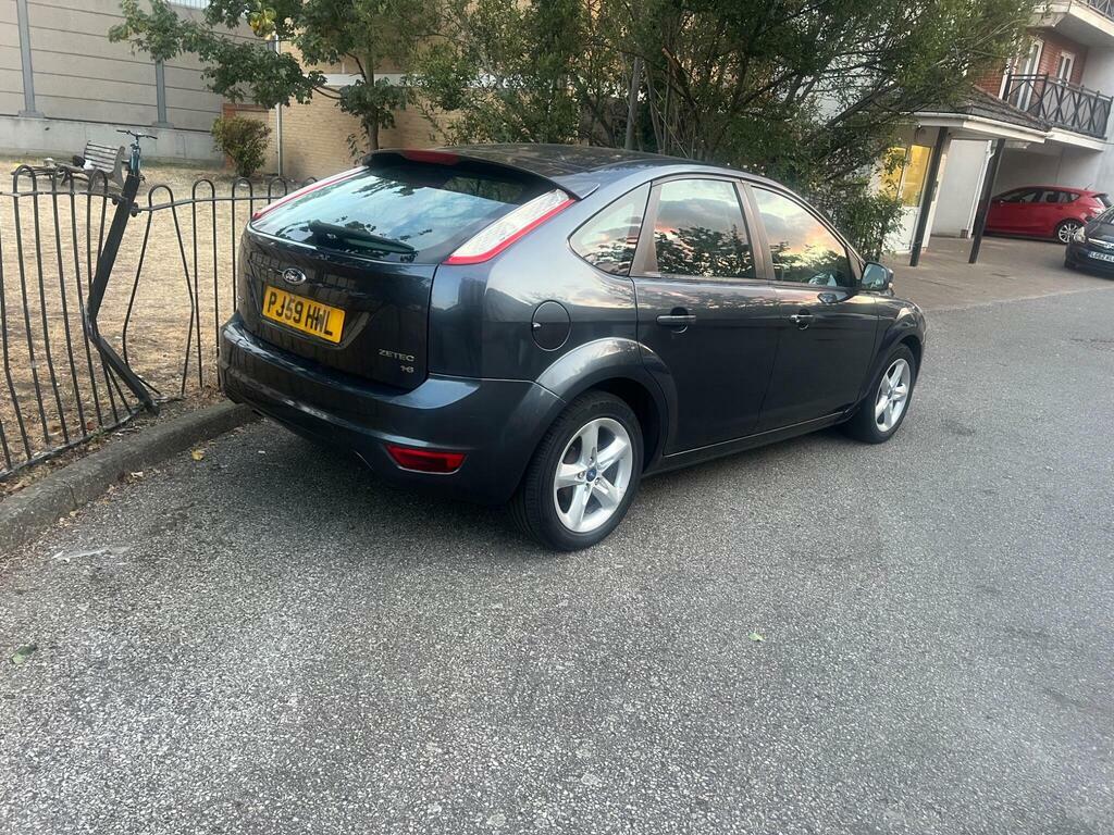 Ford Focus 1.6 Zetec Hatchback 161 Gkm, 9 Black #4