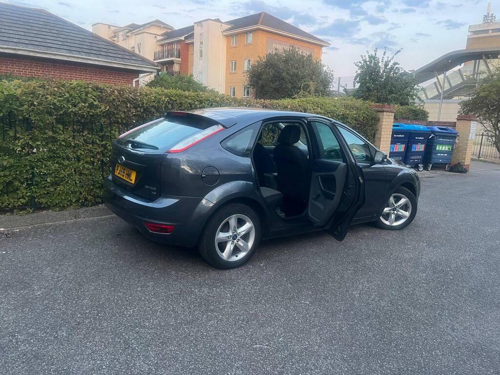 Ford Focus 1.6 Zetec Hatchback 161 Gkm, 9 Black #61