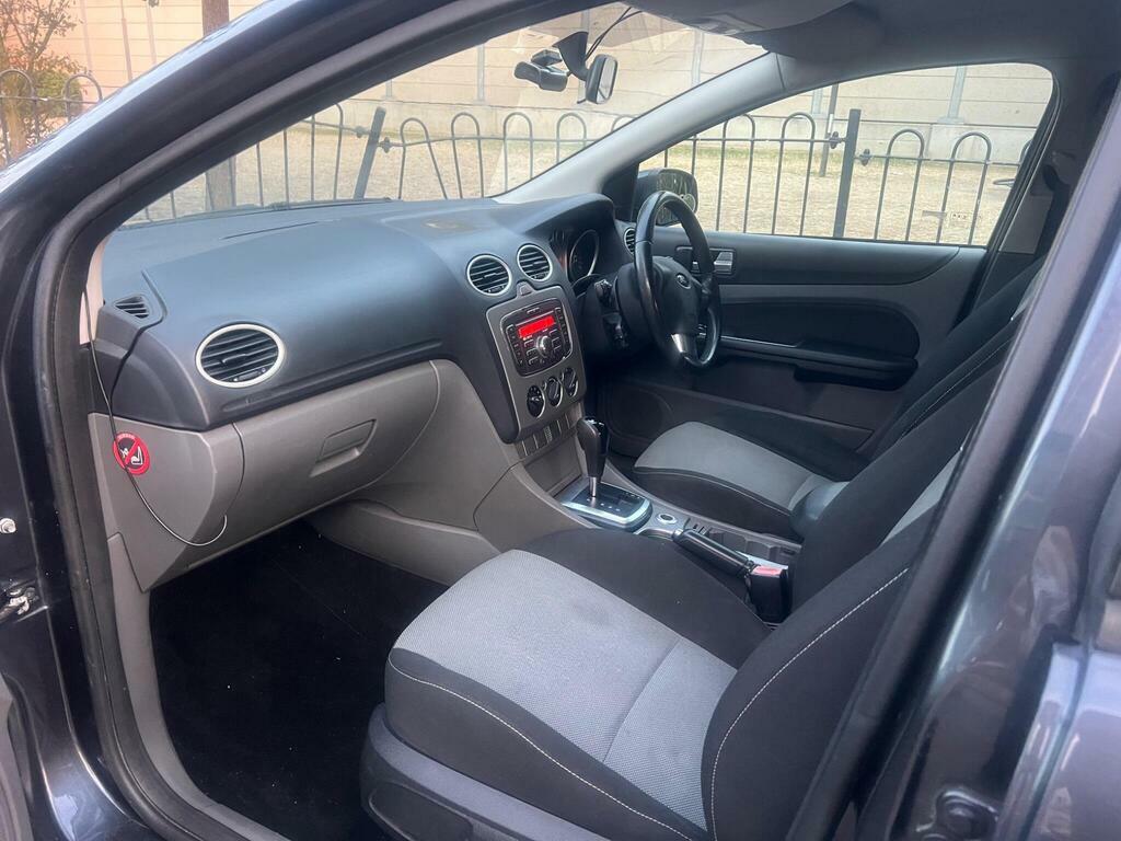 Ford Focus 1.6 Zetec Hatchback 161 Gkm, 9 Black #15