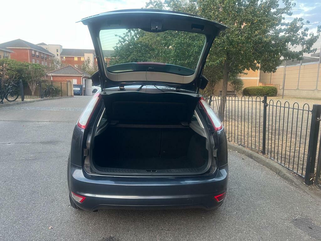 Ford Focus 1.6 Zetec Hatchback 161 Gkm, 9 Black #21