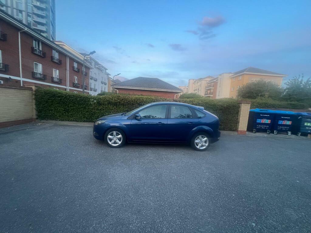 Ford Focus 1.6 Zetec Hatchback 161 Gkm, 9 Grey #51
