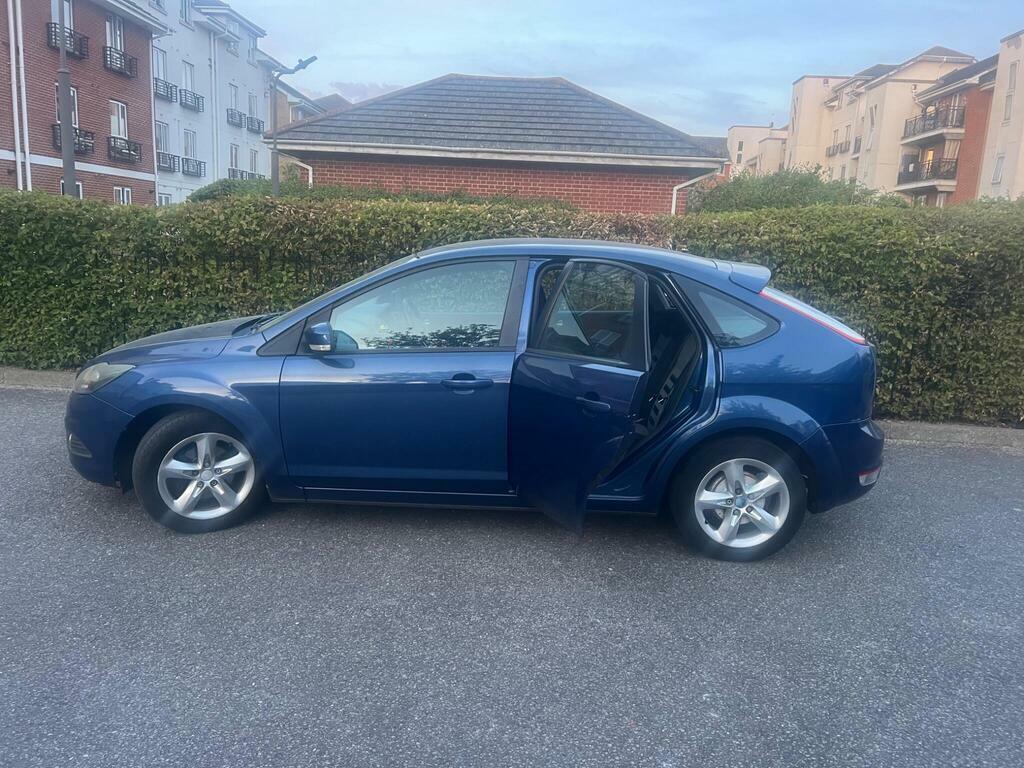 Ford Focus 1.6 Zetec Hatchback 161 Gkm, 9 Grey #67
