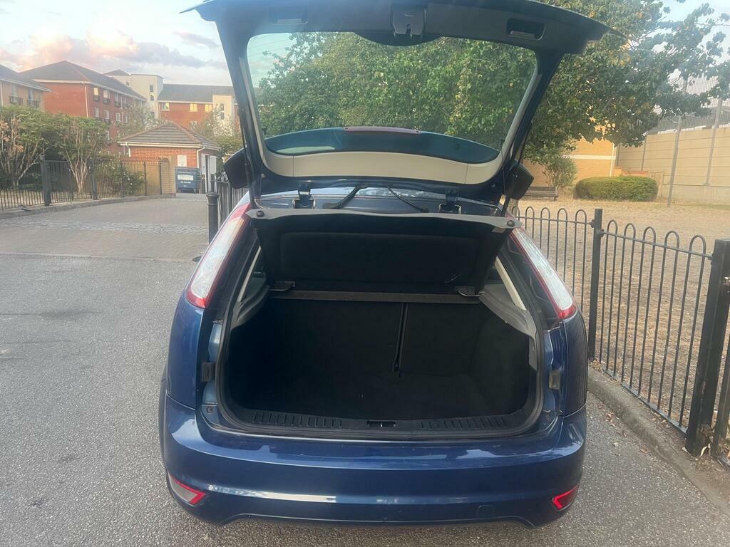 Ford Focus 1.6 Zetec Hatchback 161 Gkm, 9 Grey #27