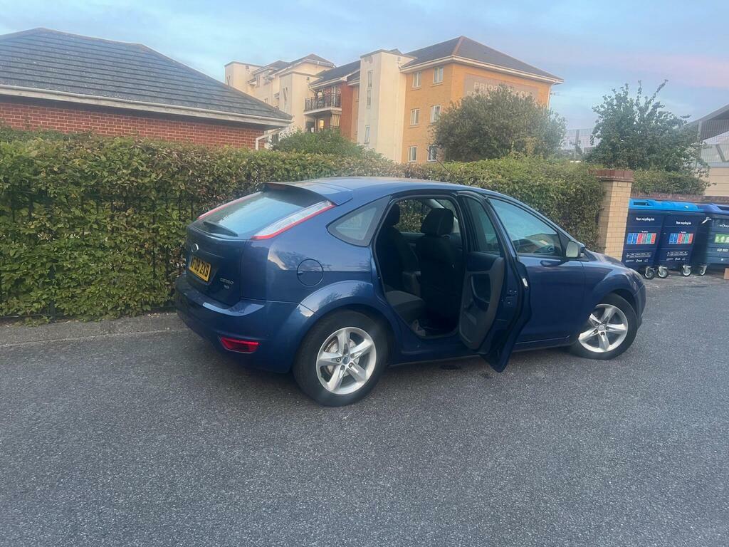 Ford Focus 1.6 Zetec Hatchback 161 Gkm, 9 Grey #68