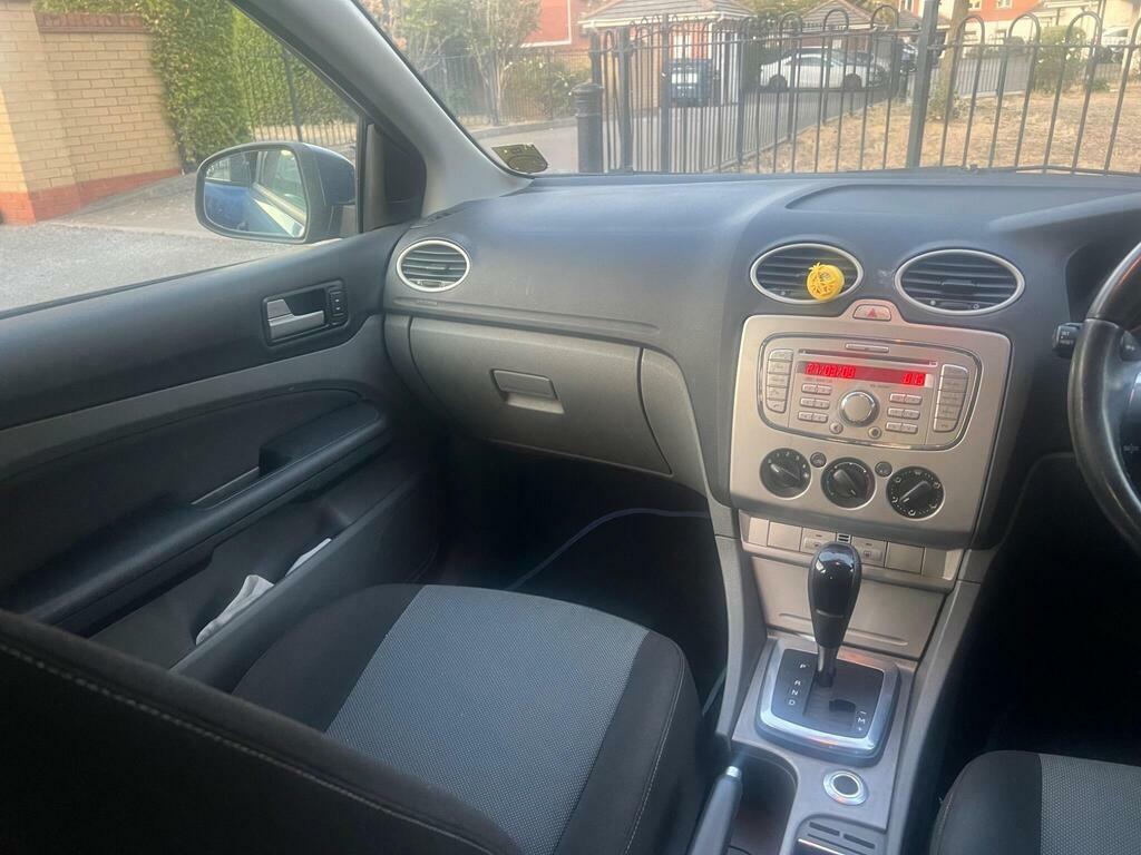 Ford Focus 1.6 Zetec Hatchback 161 Gkm, 9 Grey #23