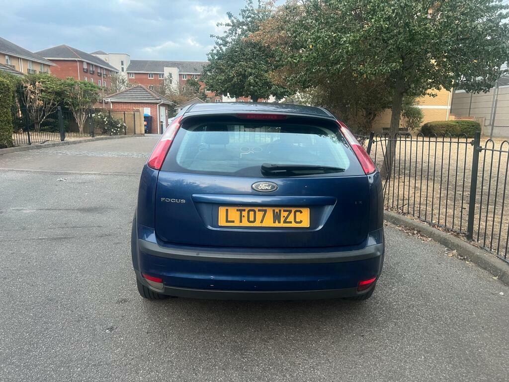 Ford Focus 1.6 LX Blue #6
