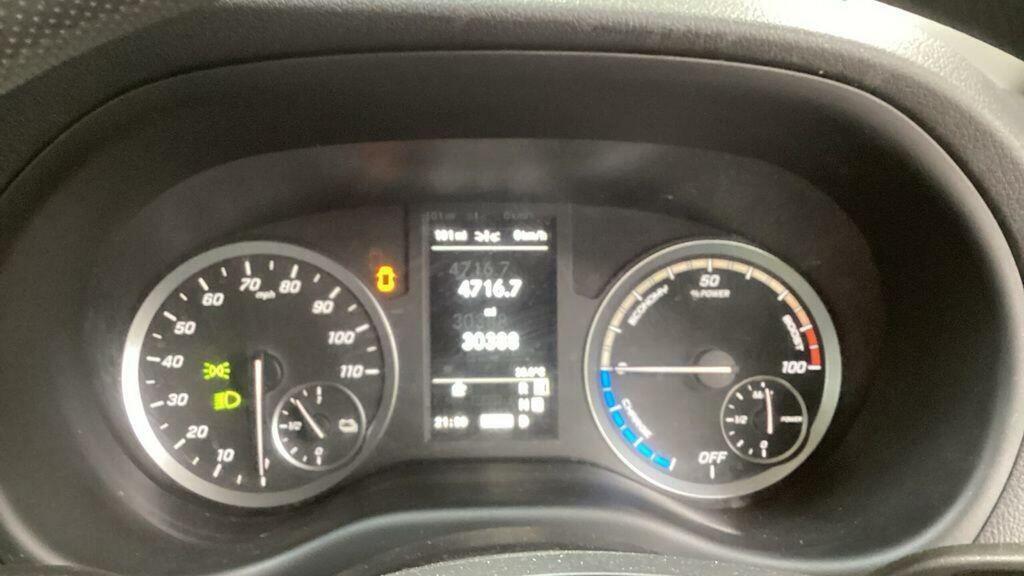 Mercedes-Benz eVito 116 E 66Kwh Premium Fwd L2 6Dr Lwb Silver #11