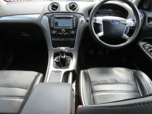 Ford Mondeo 2014 2.0 Tdci Titanium X Business Edition Estate 5 Black #2