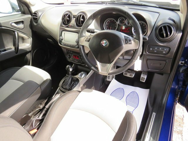Alfa Romeo MiTo Tb Multiair Distinctive Tct 3-Door Red #9